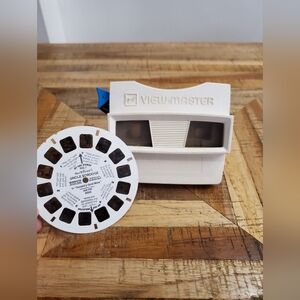 Vintage 70s View Master GAF with 1 Reel